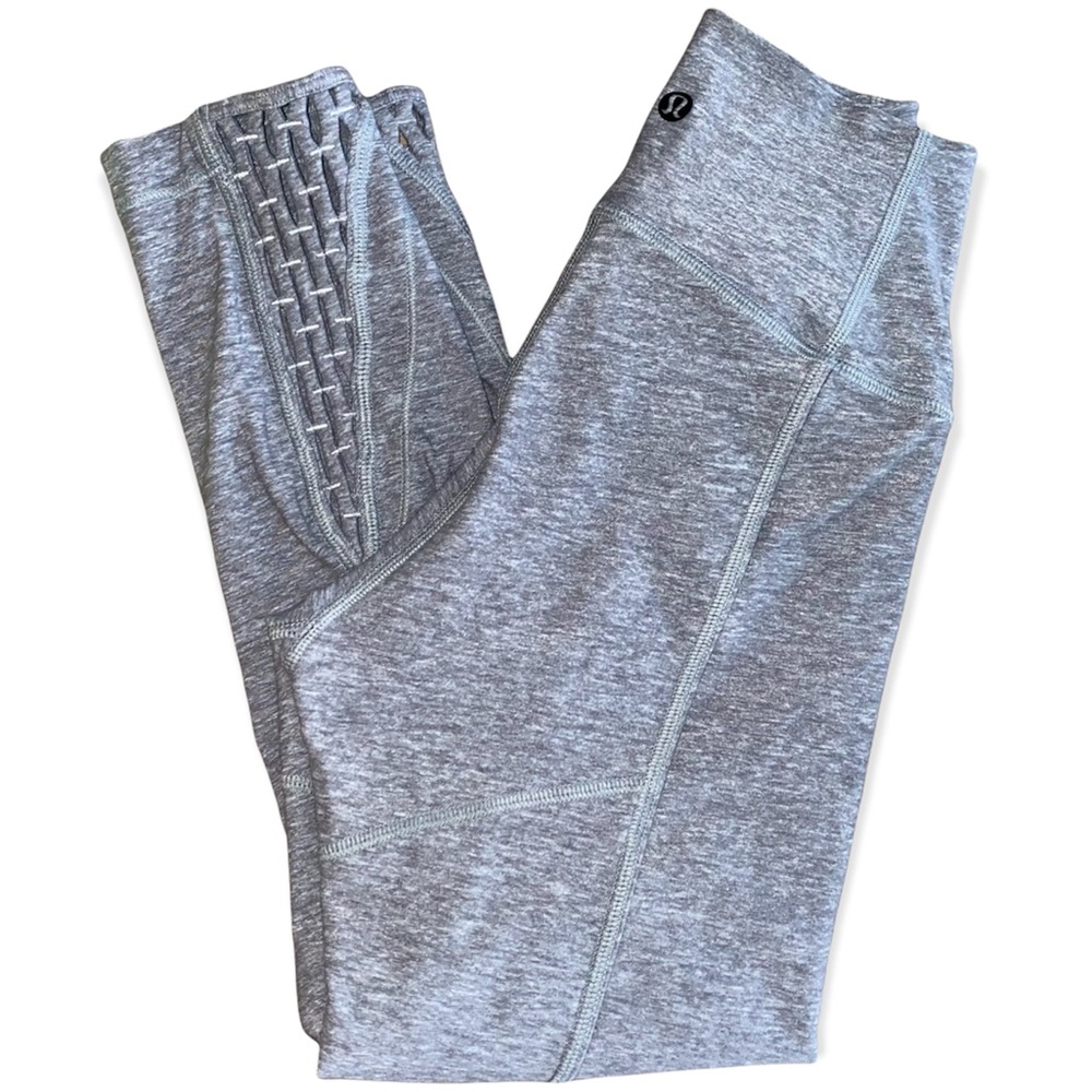 Ultra soft Lululemon cropped leggings (2/XS)